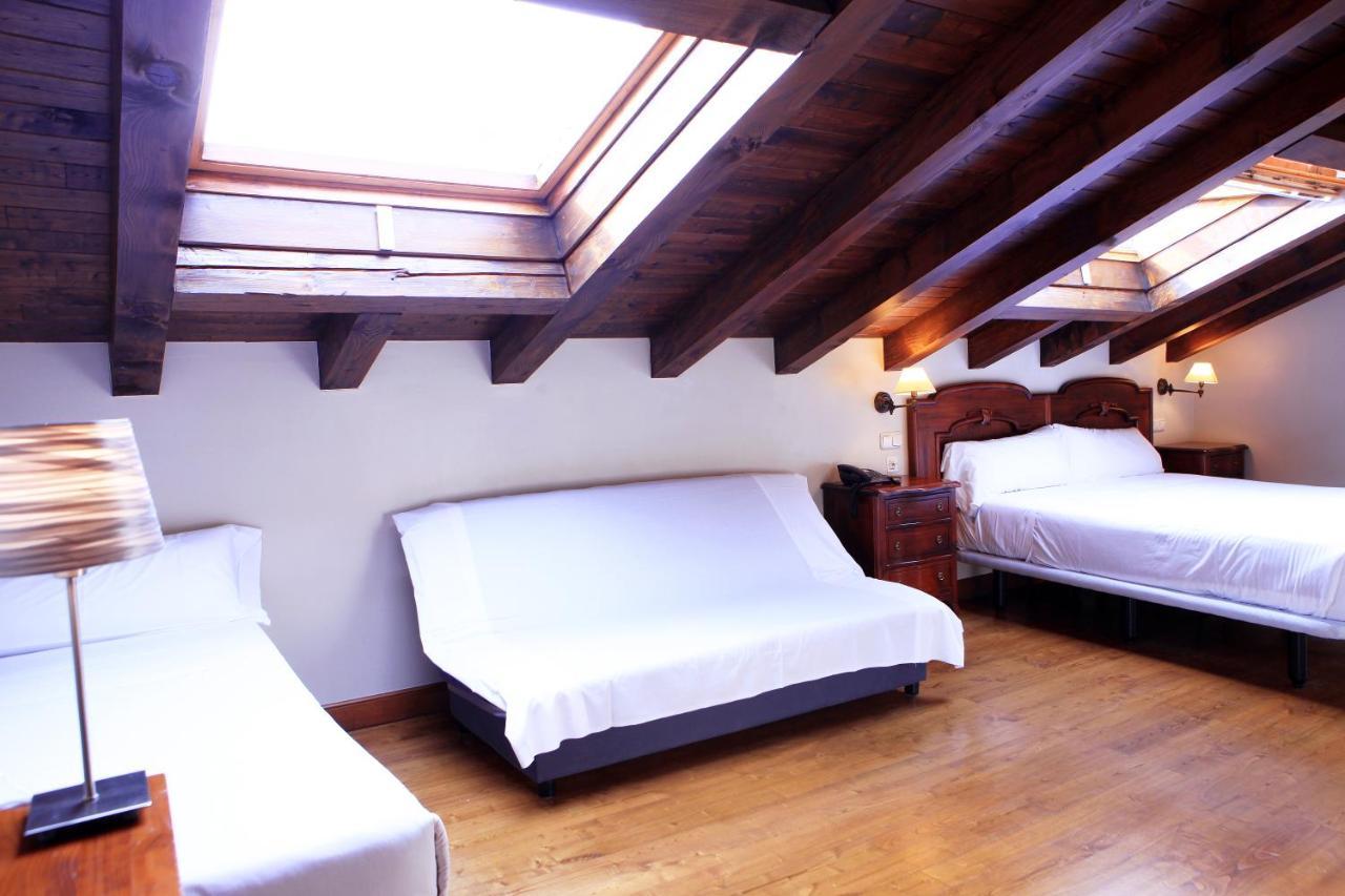 אליסונדו Hostal Antxitonea מראה חיצוני תמונה