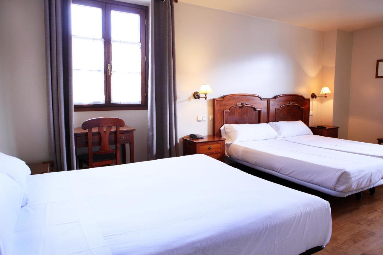 אליסונדו Hostal Antxitonea מראה חיצוני תמונה